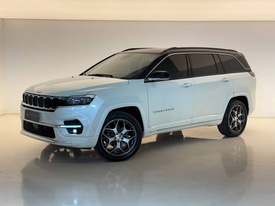 JEEP COMMANDER 1.3 T270 TURBO FLEX OVERLAND AT6 JEEP COMMANDER 1.3 T270 TURBO FLEX OVERLAND AT6